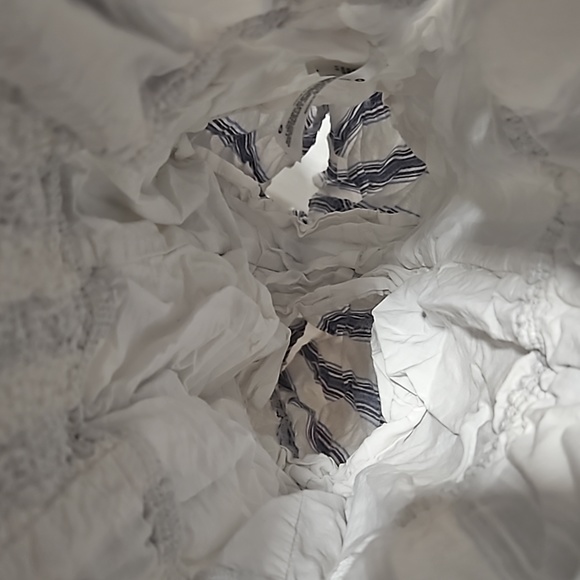 Girls Stripe Jumper Size M - Picture 4 of 4